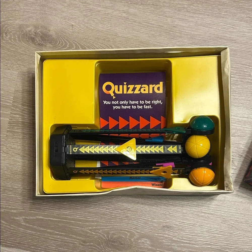 Vintage Quizzard Electronic Quiz Game By Random House 1988 TESTED